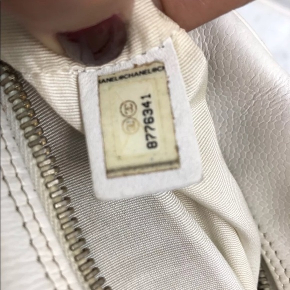 Chanel Mini White Quilted Caviar CC Tote Bag - Picture 8 of 8